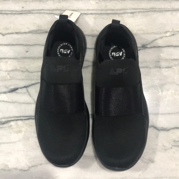 lululemon athletica Shoes - Lululemon Water Resistant Shoes